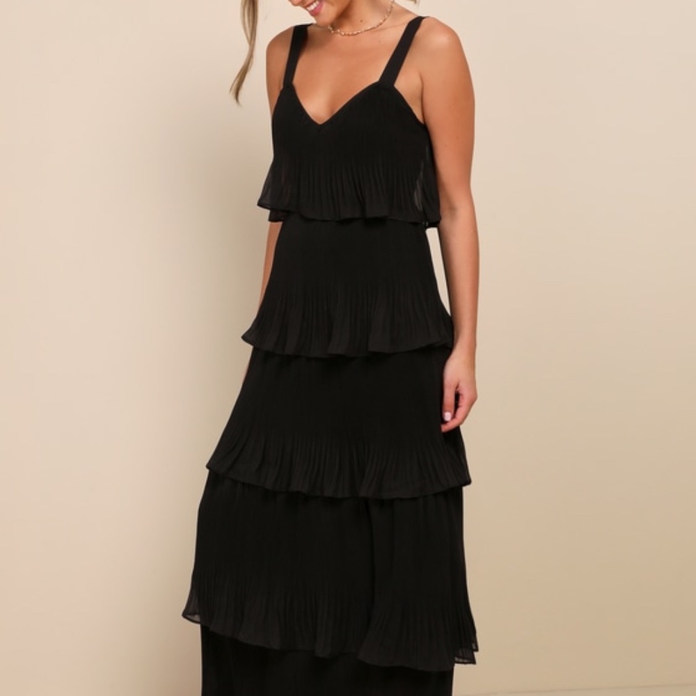 Lulus Elegant Nature Black Pleated Sleeveless Tiered Maxi Dress - Size L